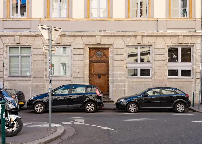 Le Royale Haussmann 4 Places Loft Canut