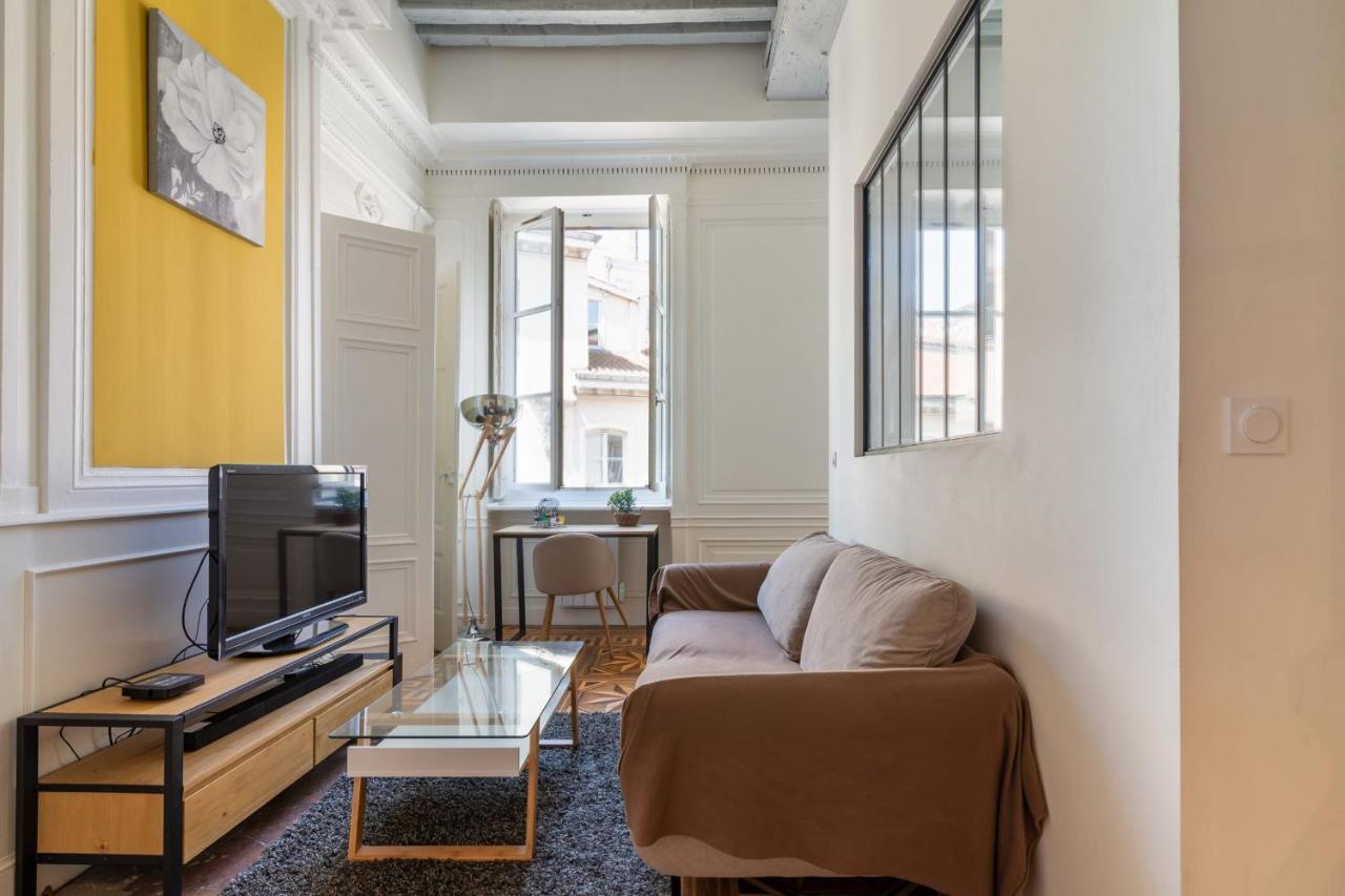 Le Royale Haussmann 4 Places Loft Canut Apartment